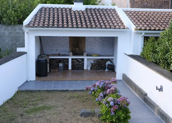 Casa Do Largo * Furnas (Azores)