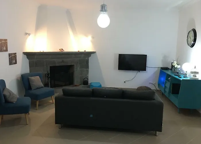 Casa Do Largo Furnas (Azores)