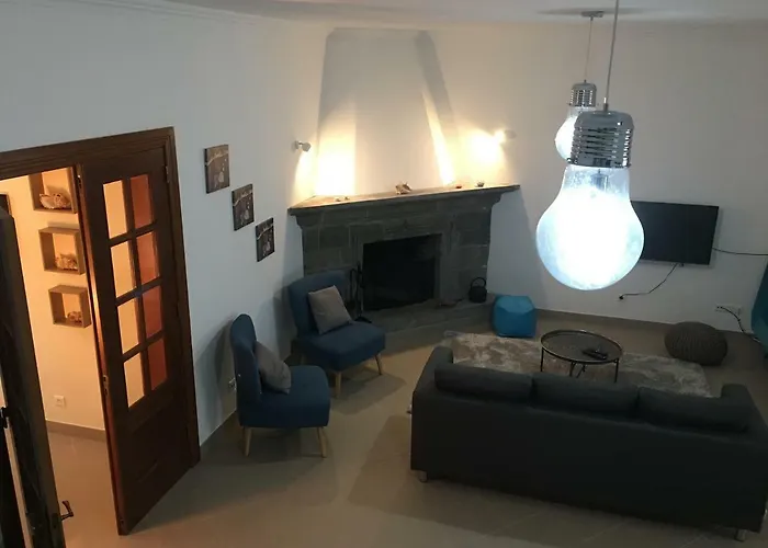 Casa Do Largo Furnas (Azores)